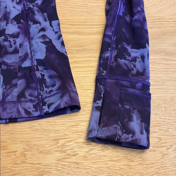 Athleta Rainier Half Zip - Picture 4 of 10